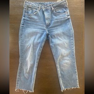 H&M Vintage Slim High Waist Raw Hem Ankle* Jean ***Tailored to a 23” inseam***
